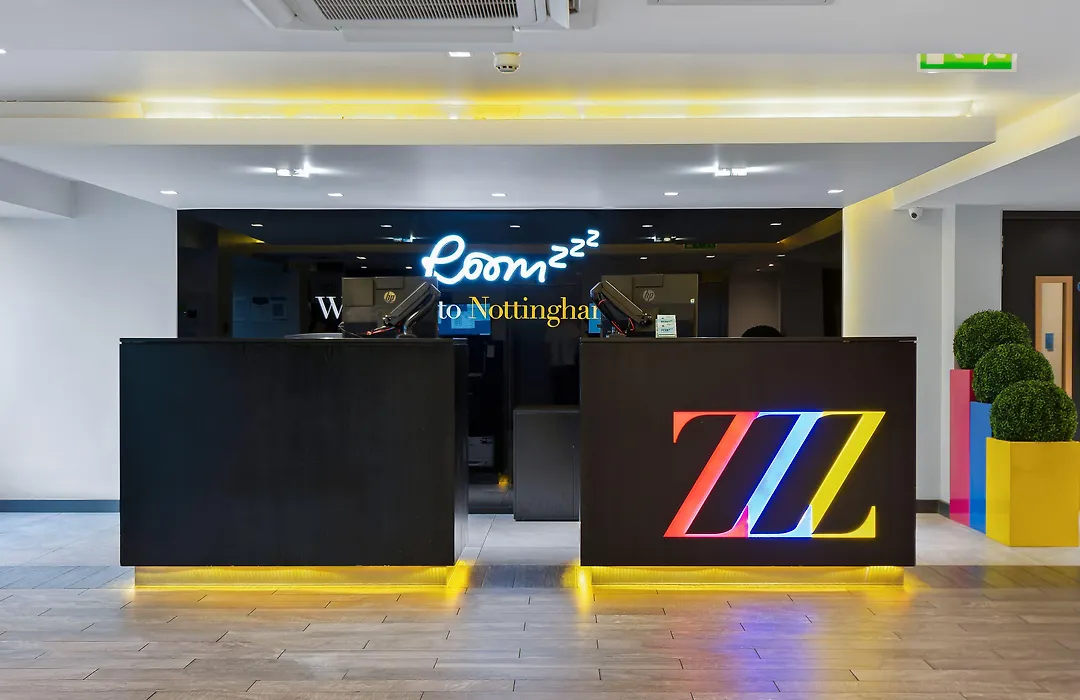 Roomzzz Nottingham City-1