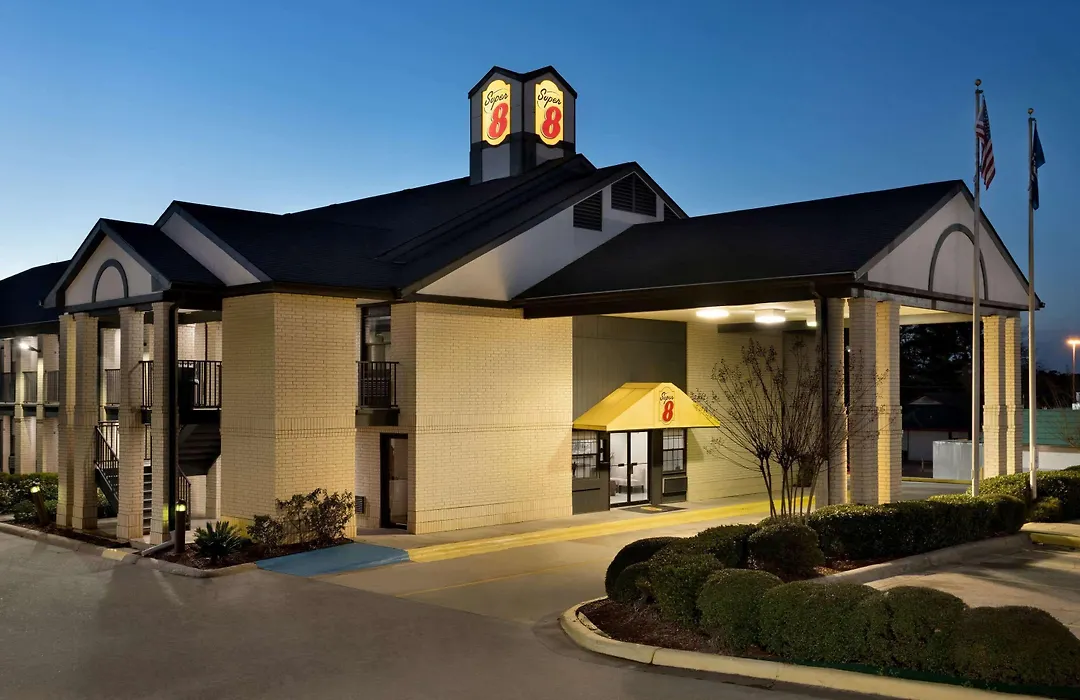 Super 8 By Wyndham Ruston-1