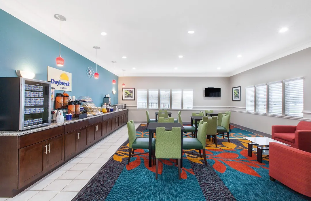 Days Inn By Wyndham Ennis-1