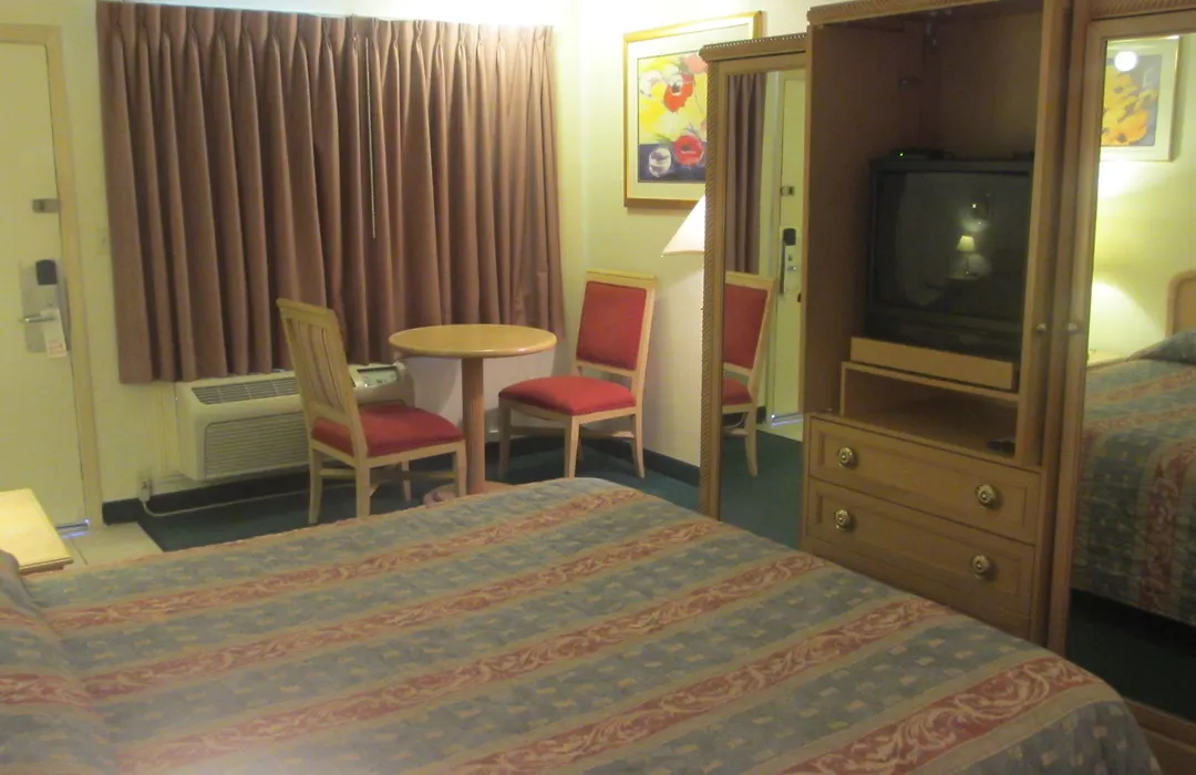 Grapevine Inn-1