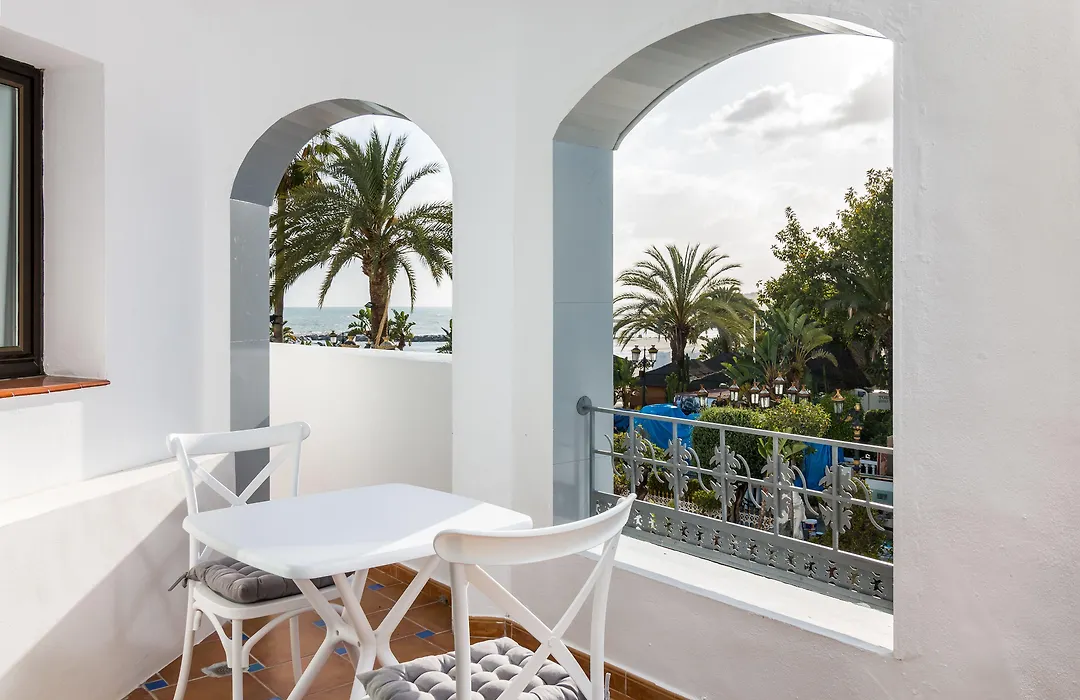 Boutique Hotel B51-1