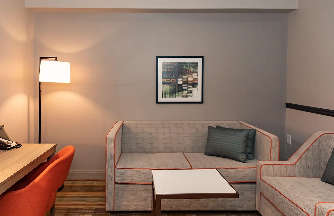 Hampton Inn & Suites By Hilton- Newark Airport Elizabeth-1