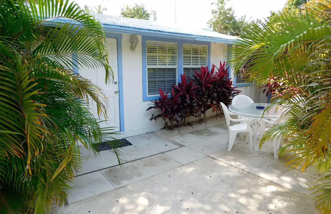 Pines & Palms Resort-1