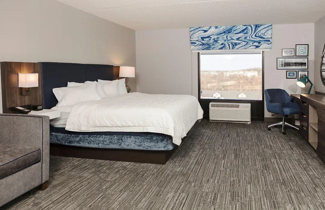Hampton Inn Easton-1
