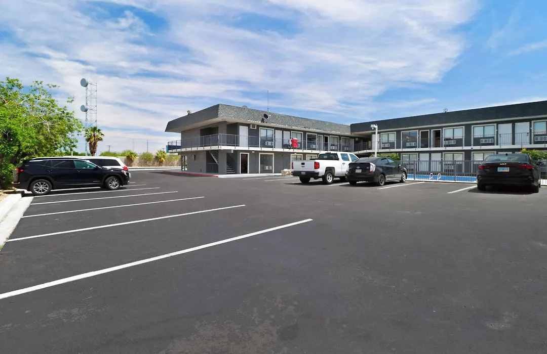 Clarion Pointe Ridgecrest Near China Lake Naval Station-1
