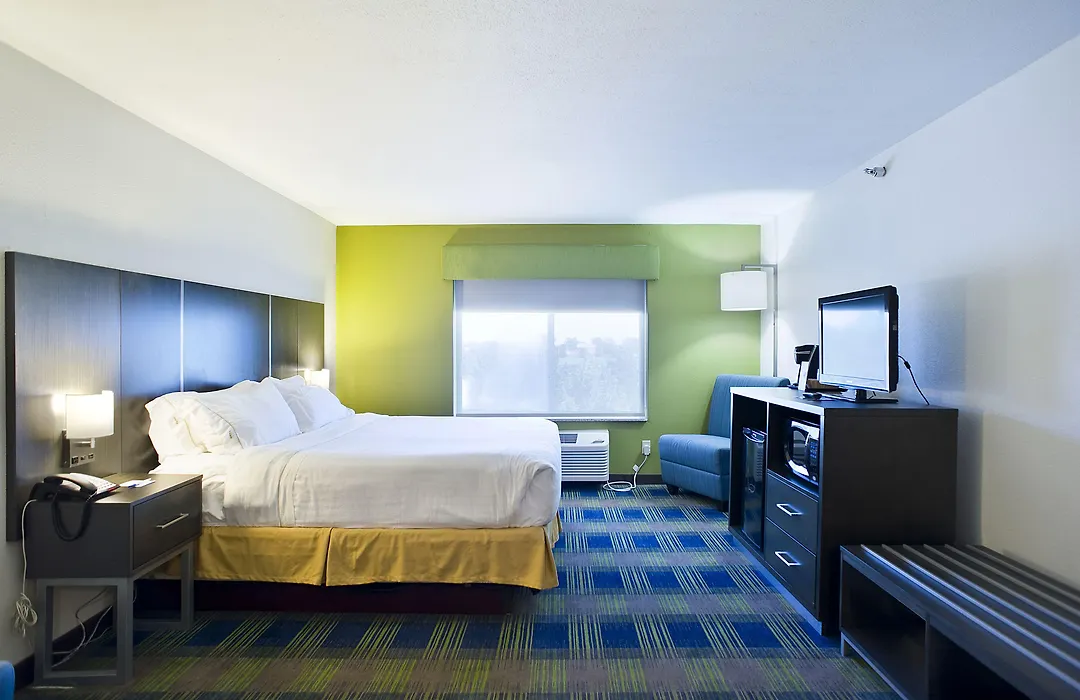 Holiday Inn Express & Suites Vermillion By Ihg-1