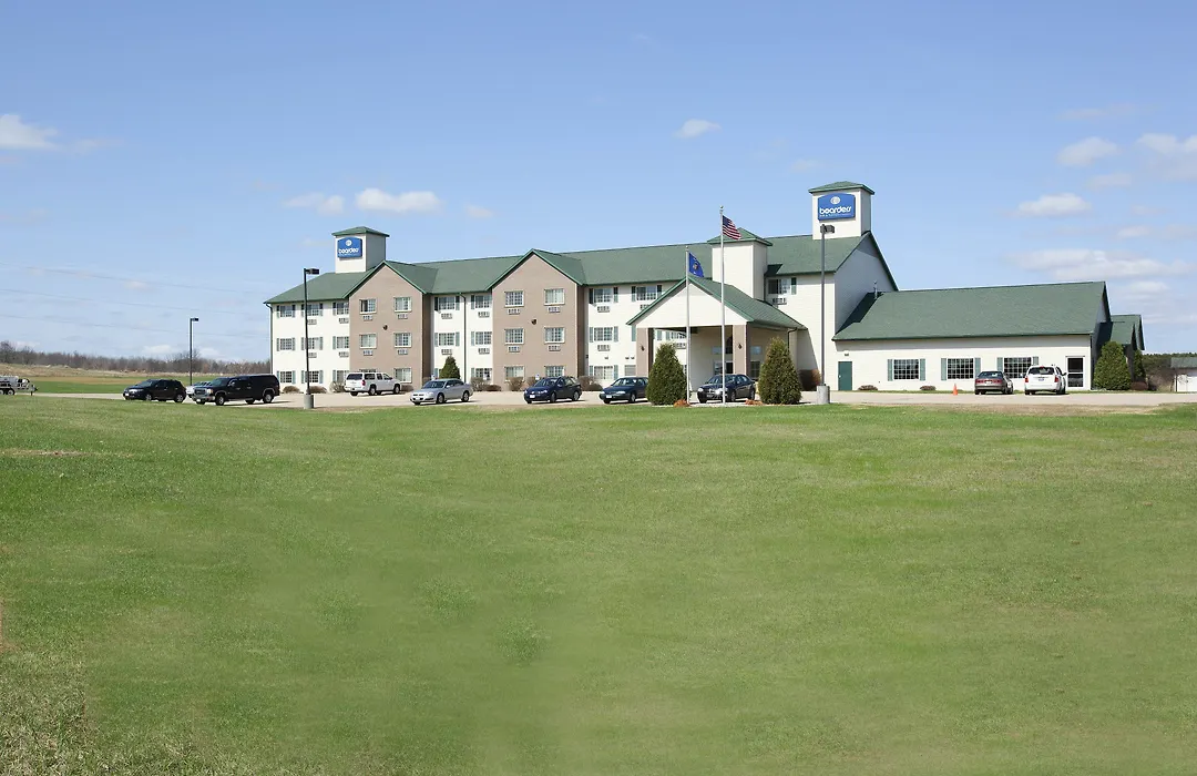 Boarders Inn & Suites By Cobblestone Hotels - Shawano-1