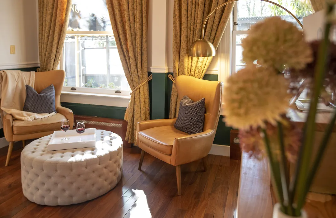 Washington Square Inn-1