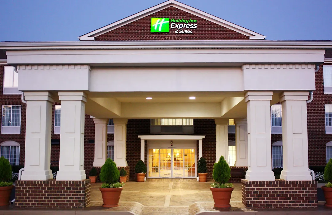 Holiday Inn Express Hotel & Suites Warrenton By Ihg-1
