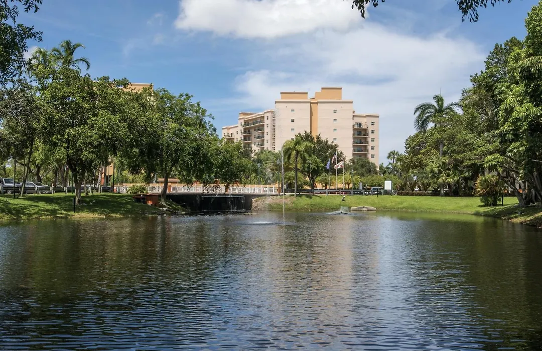 Club Wyndham Palm-Aire-1