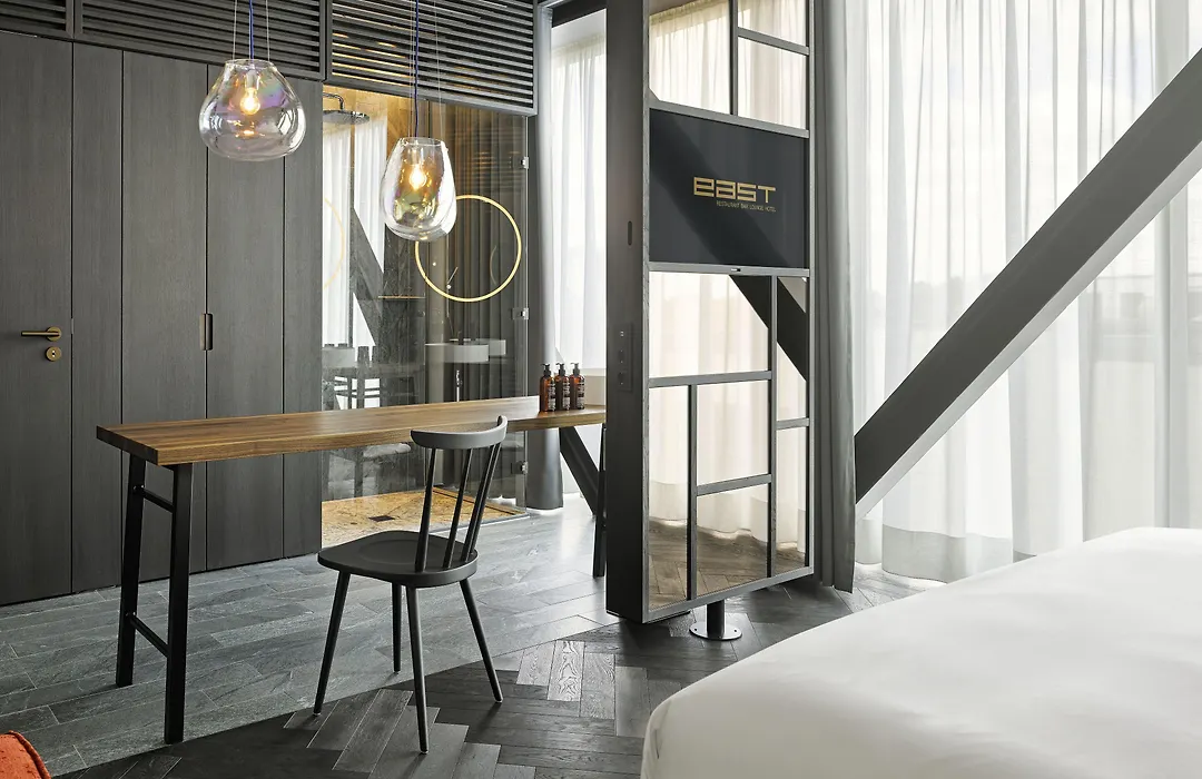 East Hotel Hamburg-1