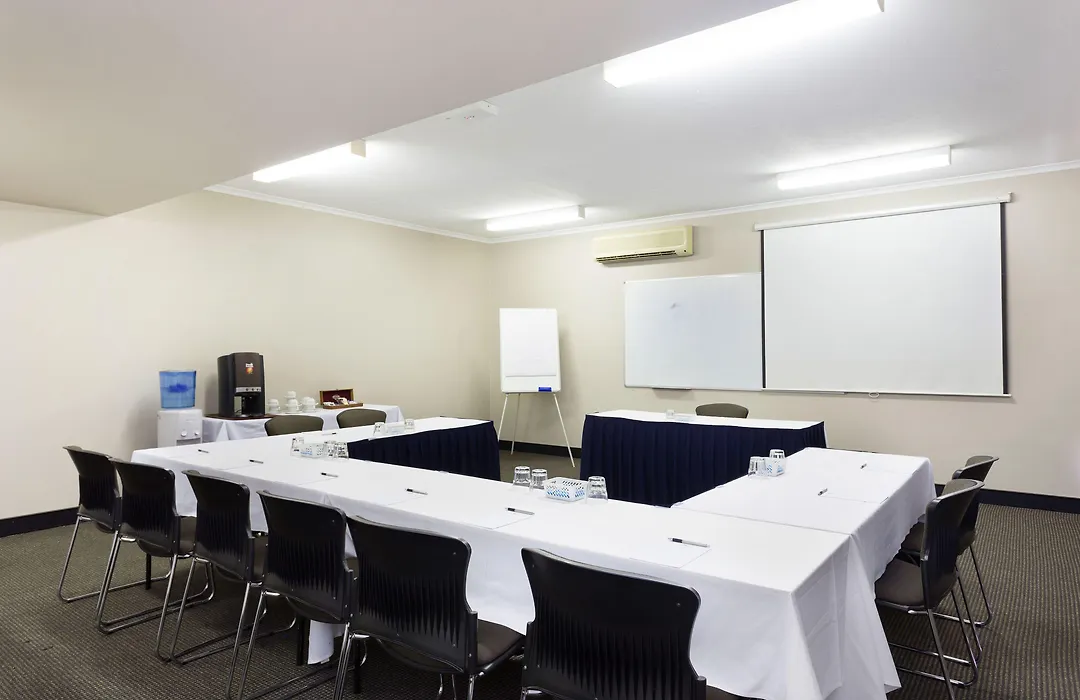 Rocklea International Motel-1