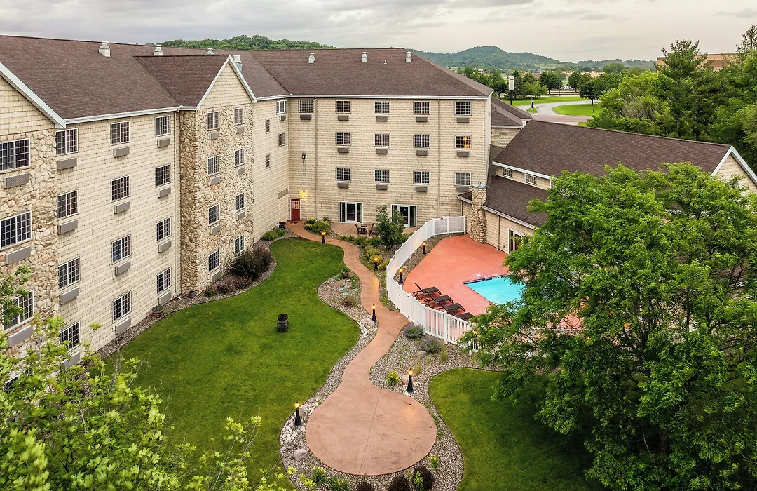 Stoney Creek Hotel La Crosse - Onalaska-1