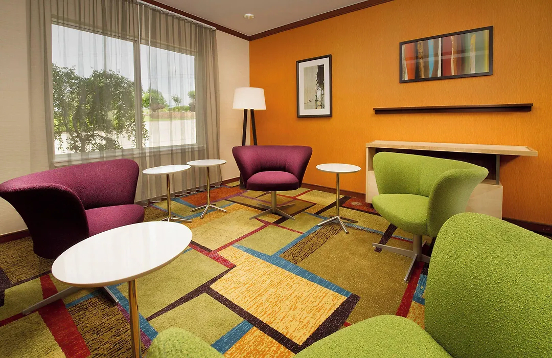 Fairfield Inn & Suites By Marriott Marshall-1