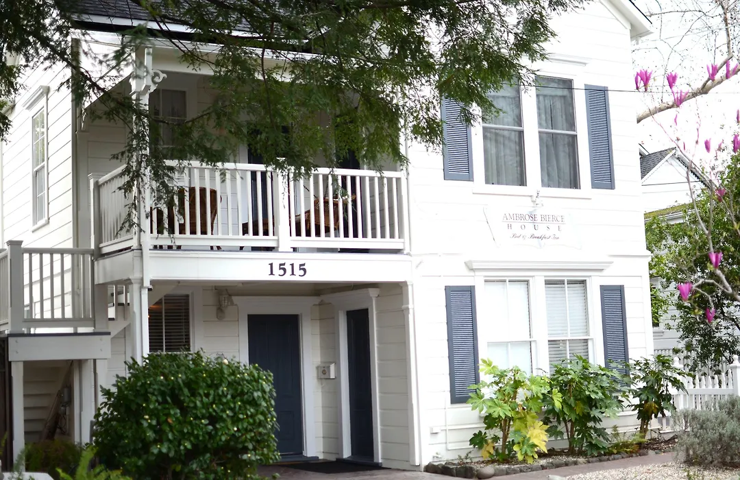 Inn St Helena-1