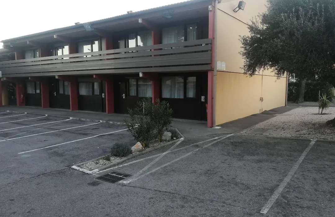 Campanile Perpignan Sud-1