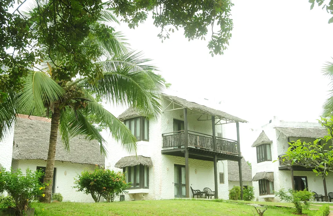 Jacaranda Indian Ocean Beach Resort-1