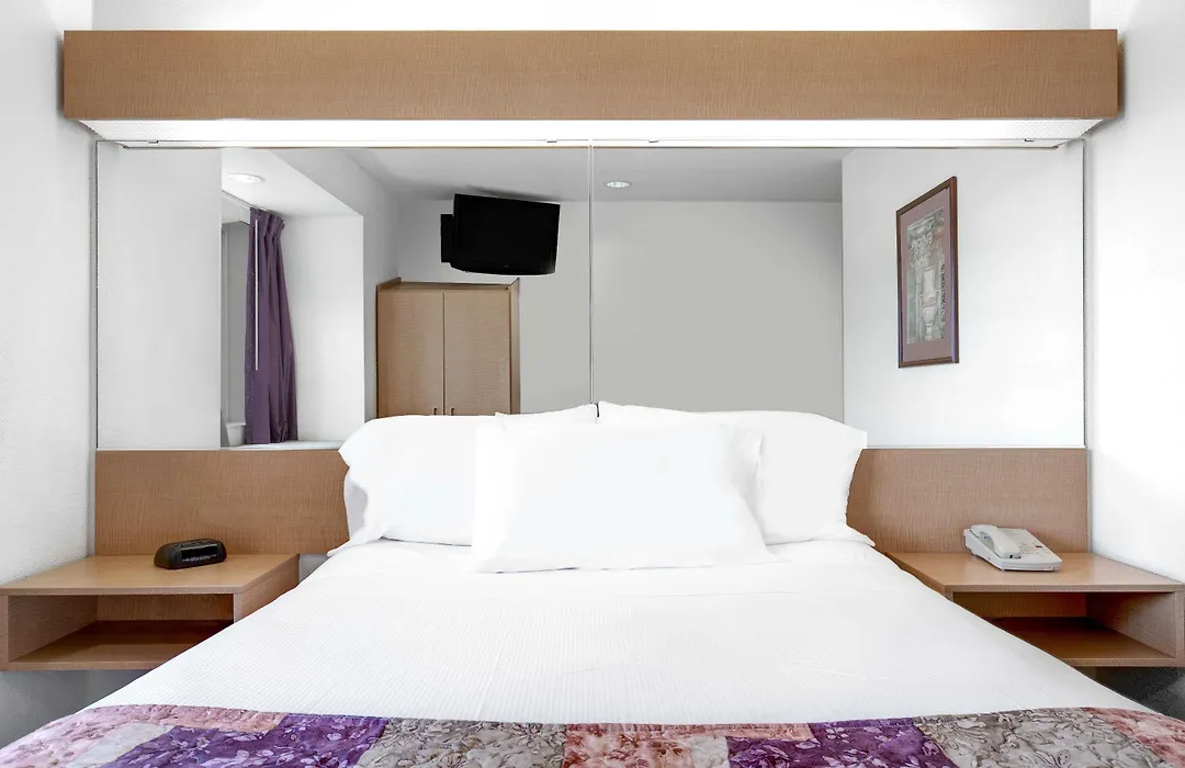 Microtel Inn & Suites By Wyndham Mankato-1