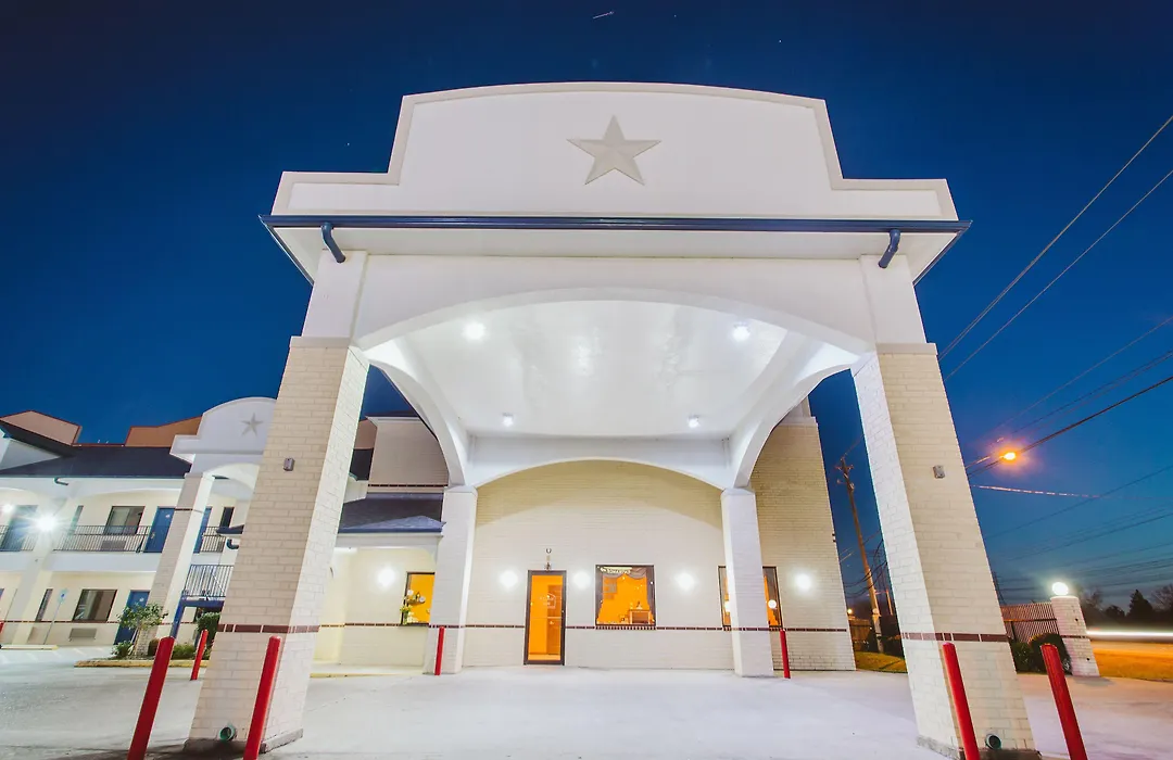 Hotel Bliss Kemah-1
