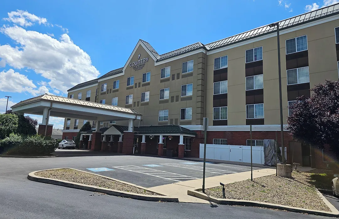 Country Inn & Suites By Radisson, Hagerstown, Md-1