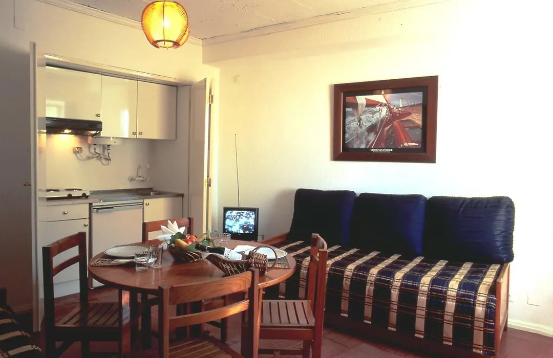 Apartamentos Turisticos Regina-1