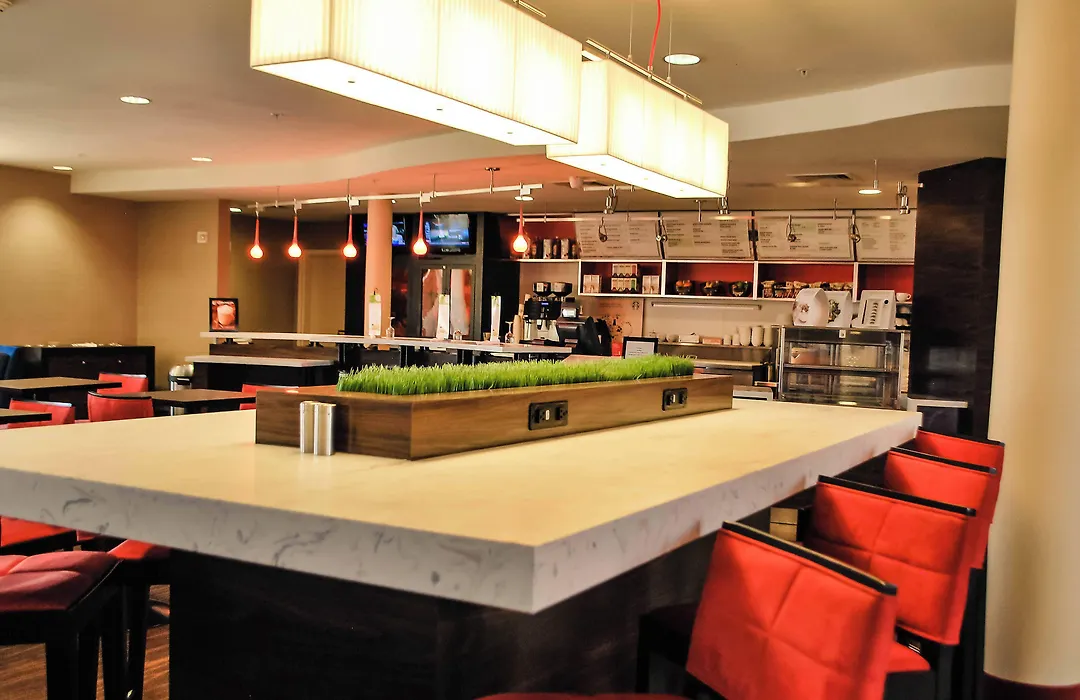 Courtyard By Marriott Salina-1