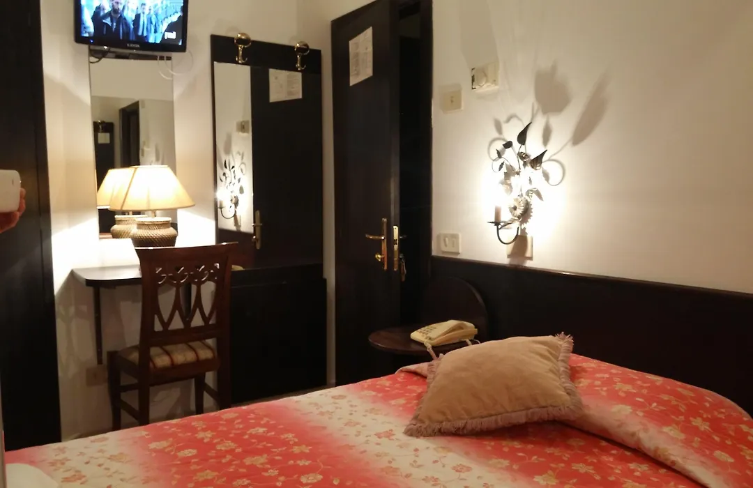Hotel Memory-1