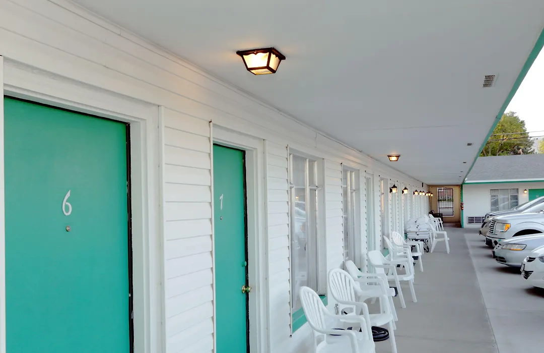 Town House Motel-1