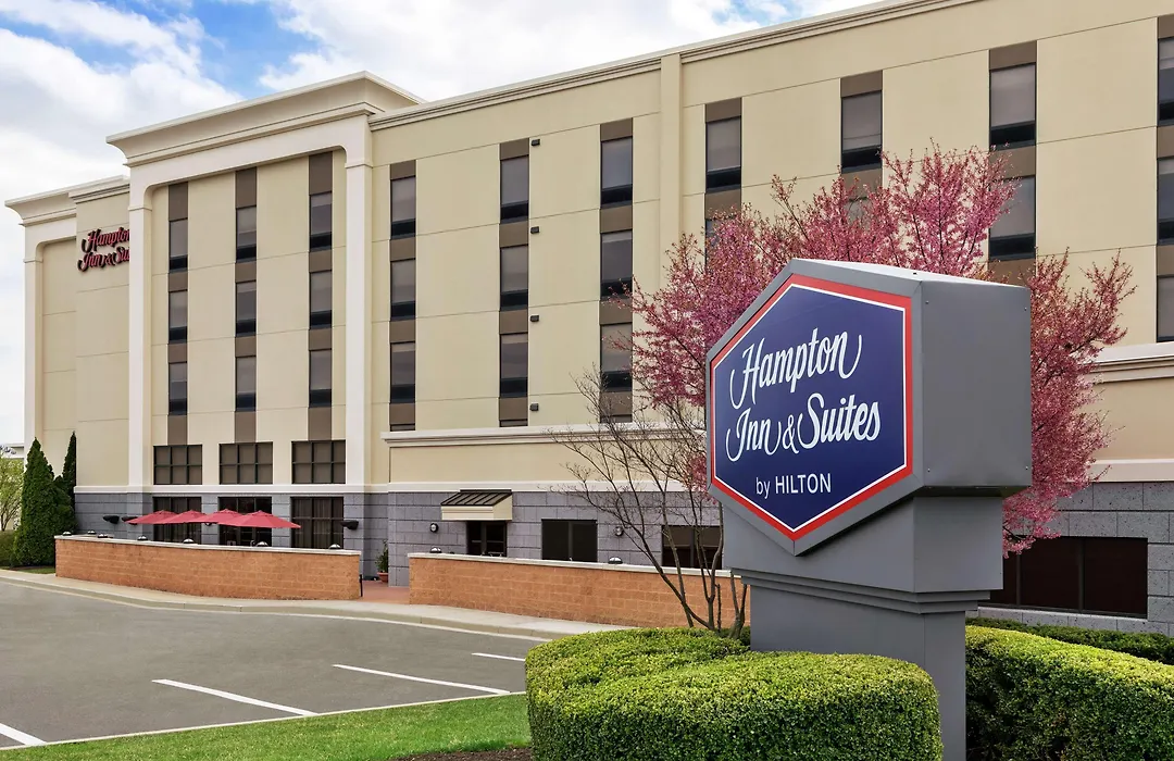 Hampton Inn & Suites Frederick/Fort Detrick-1