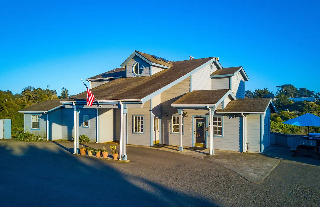 Beach House Inn-1