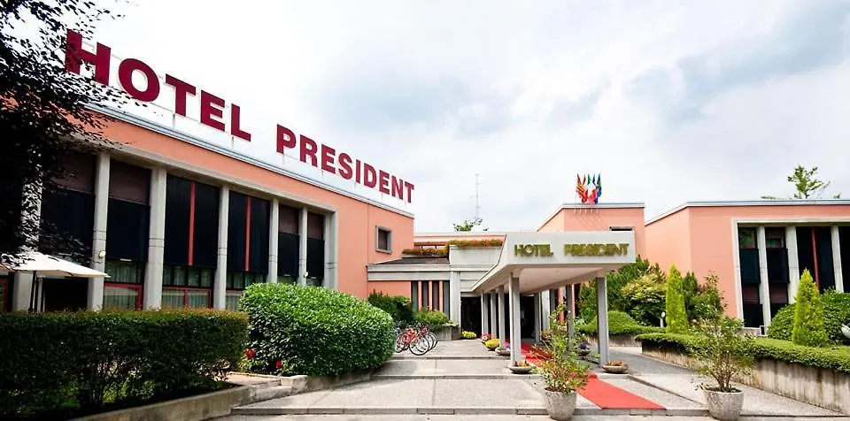 Grand Hotel President-1