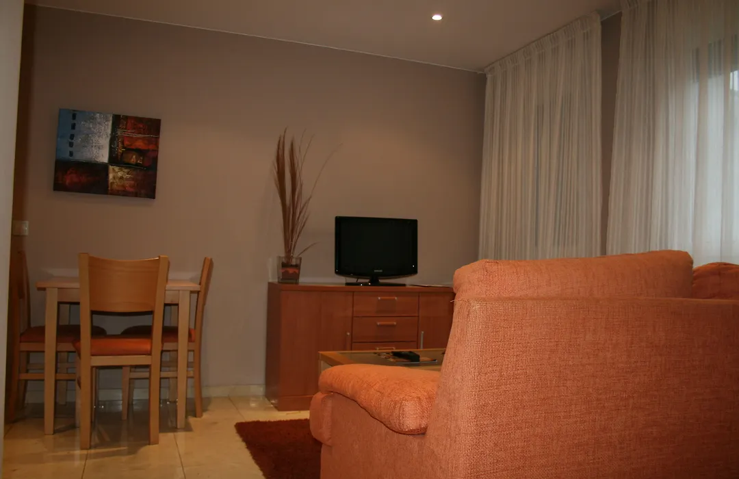 Hotel Apartamentos Ciudad de Lugo-1
