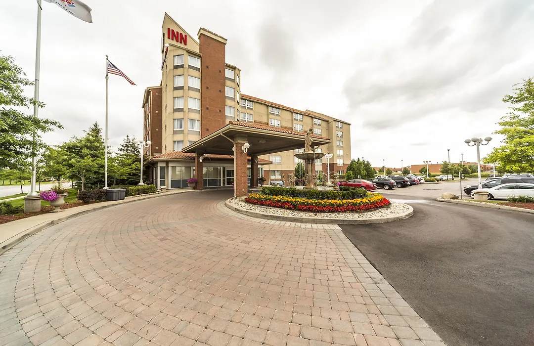 Monte Carlo Inn Vaughan Suites-1