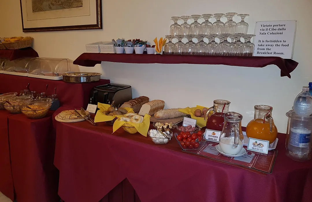 Hotel Alessandro Della Spina-1