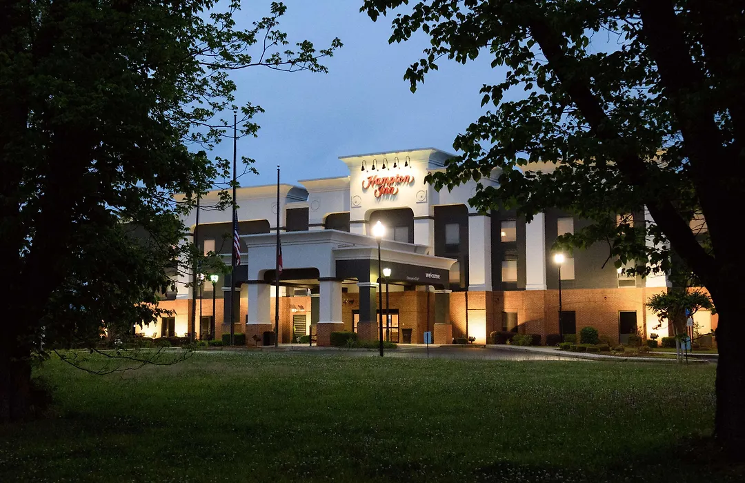Hampton Inn Fayetteville-1