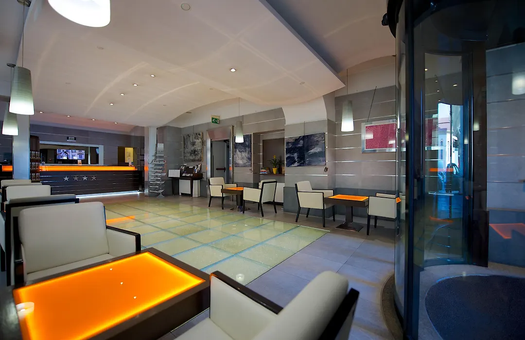 Best Western Crystal Palace Hotel-1