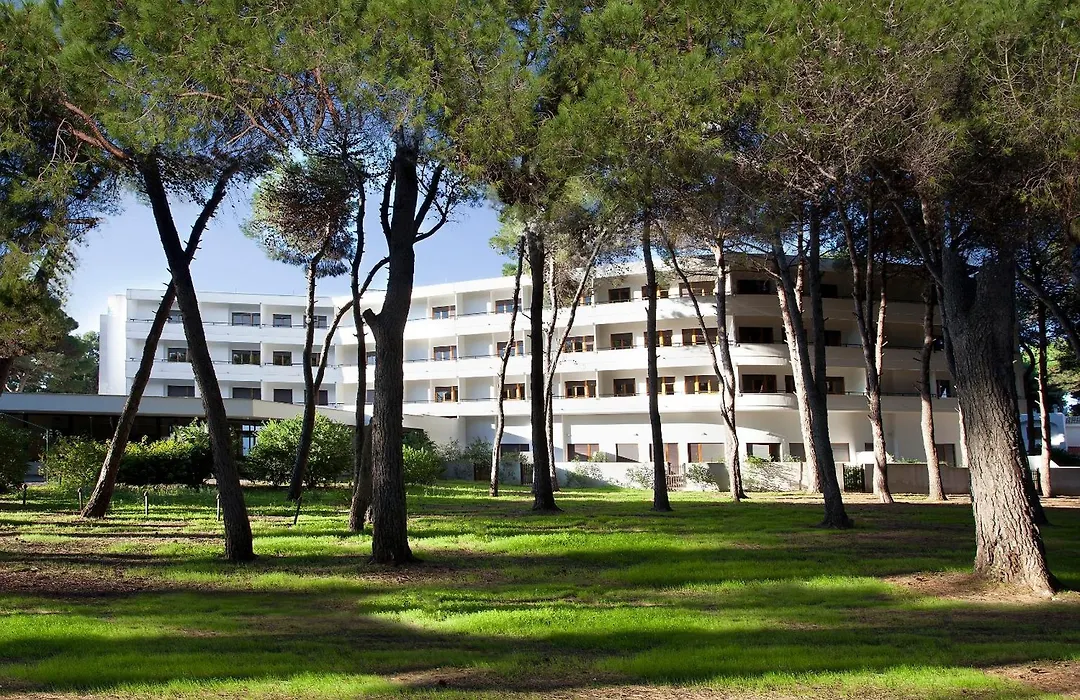 Gh Campoverde Village-1