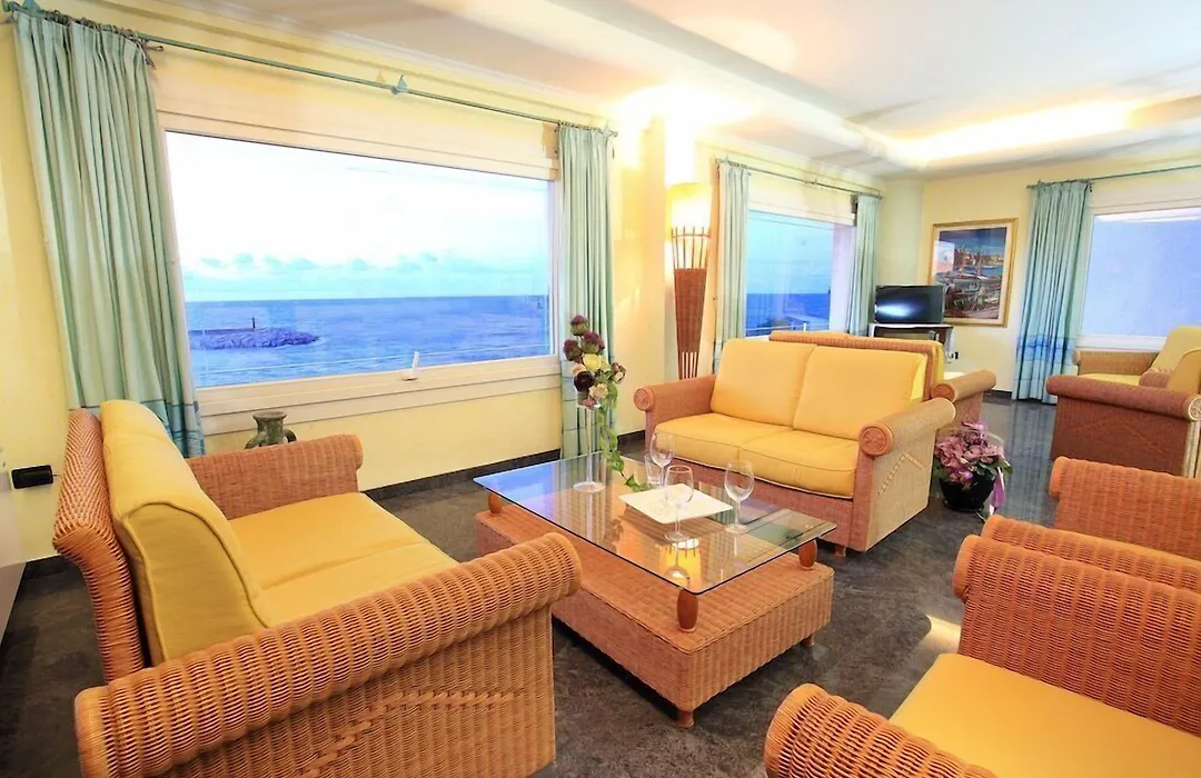 Hotel Nantis-1