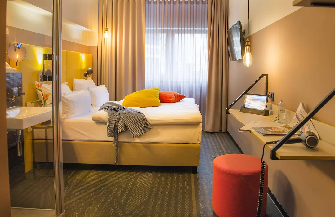 Hotel Neuer Fritz-1