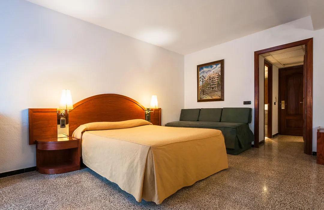 Hotel Gaudi-1
