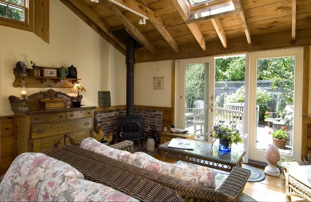 Revere Guest House-1