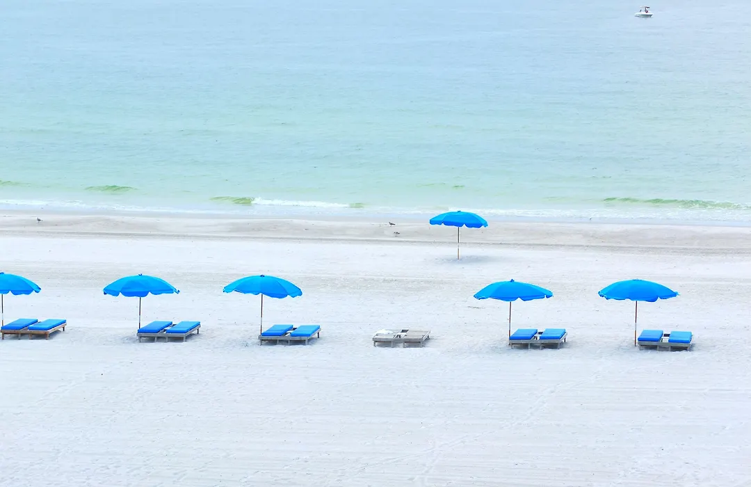 Barefoot Beach Club-1