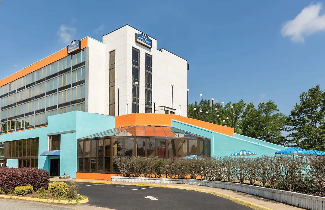 Howard Johnson By Wyndham Williamsburg-1