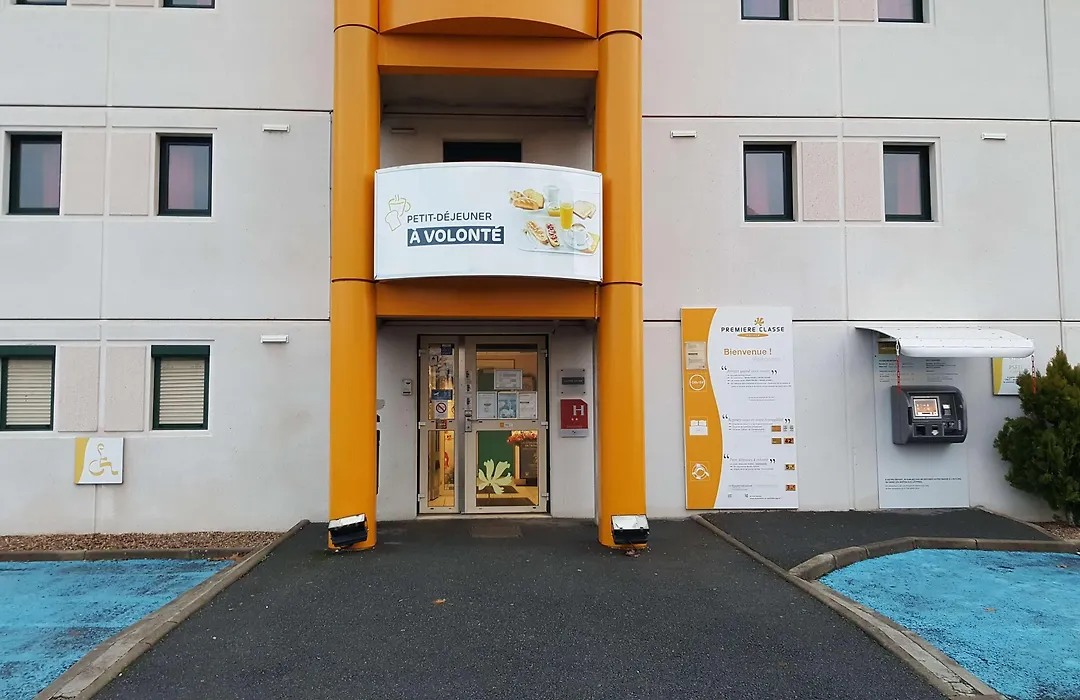 Premiere Classe Orleans Ouest - La Chapelle St Mesmin-1