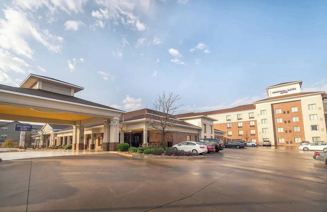 Springhill Suites By Marriott Denton-1