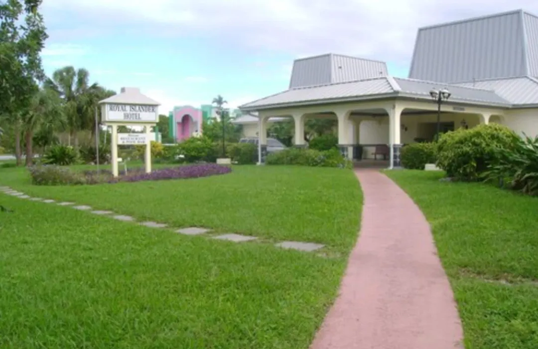 Royal Islander Hotel-1