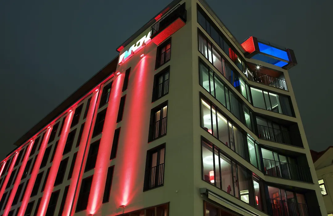 Avalon Hotel-1