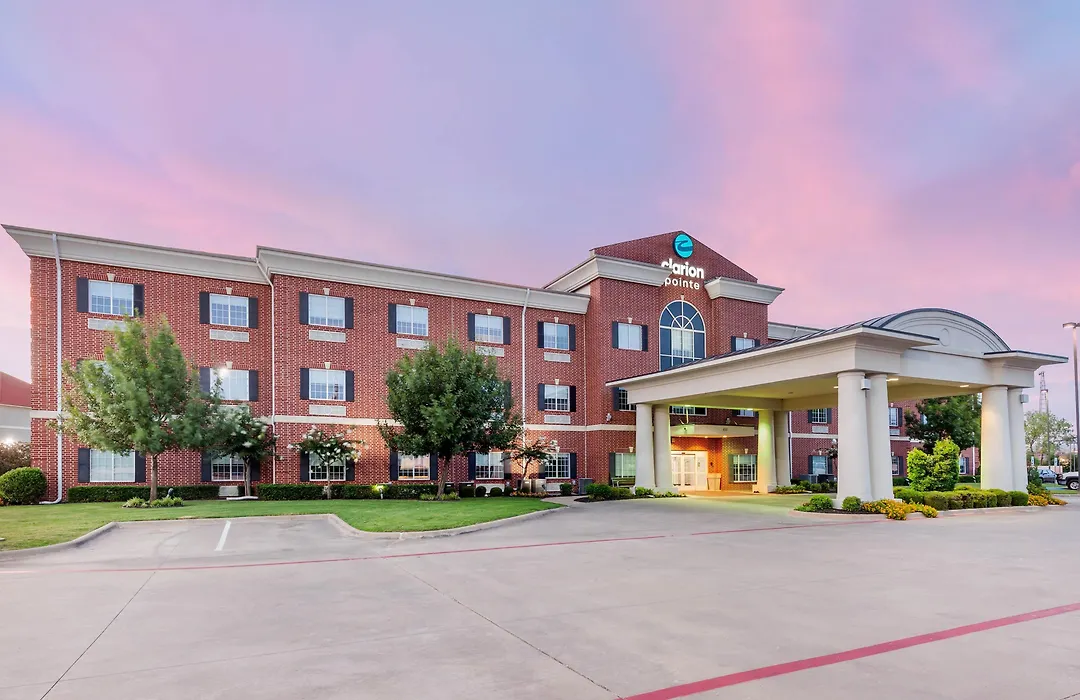 Clarion Pointe Sulphur Springs-1