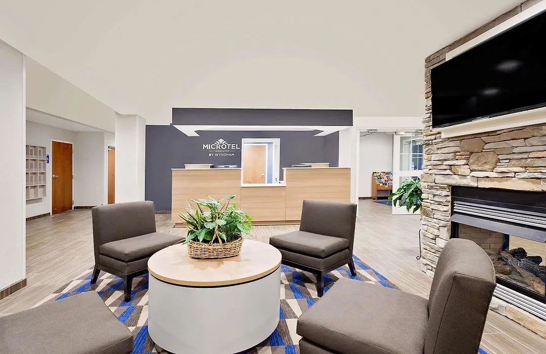 Microtel Inn & Suites By Wyndham Middletown-1