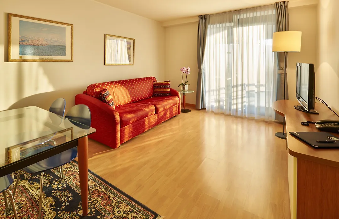 Hotel Fonzari-1